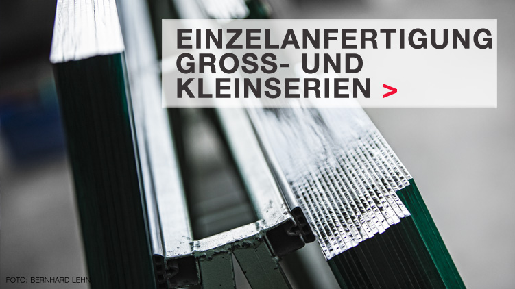 UV-geklebte Glaskonstruktion nach Maß